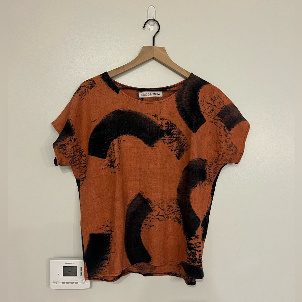 Indigo & Snow Handpainted Boxy Top Size S - Picture 5 of 5